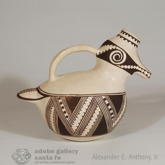 Juana Leno Pottery - C4058D